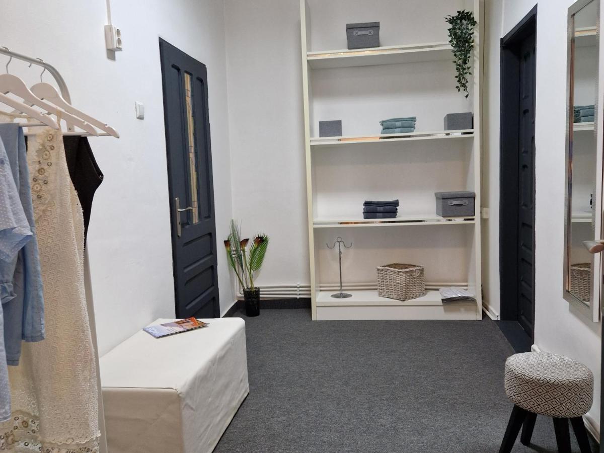 Boheme Cismigiu Studio Bukares Bagian luar foto